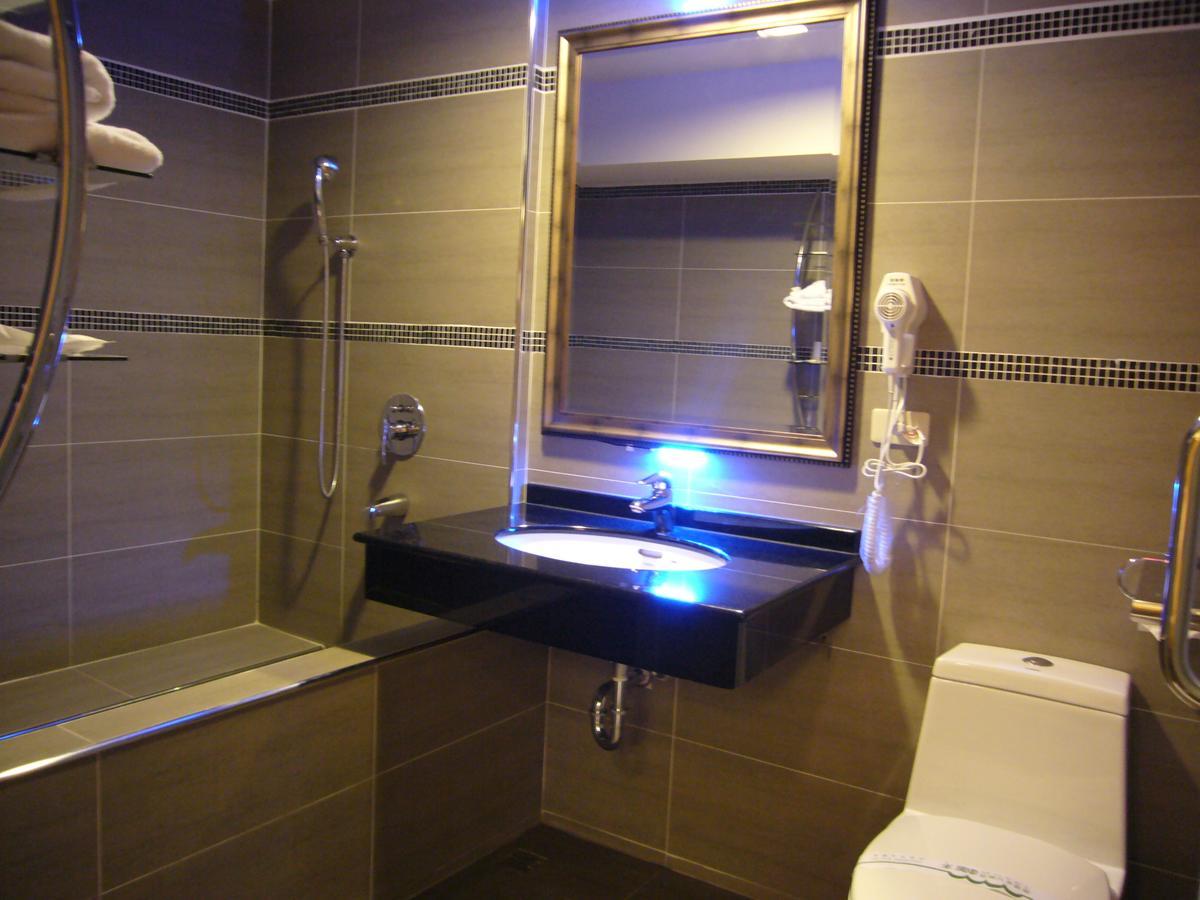 Windmill Fashion Hotel Καοσιούνγκ Εξωτερικό φωτογραφία