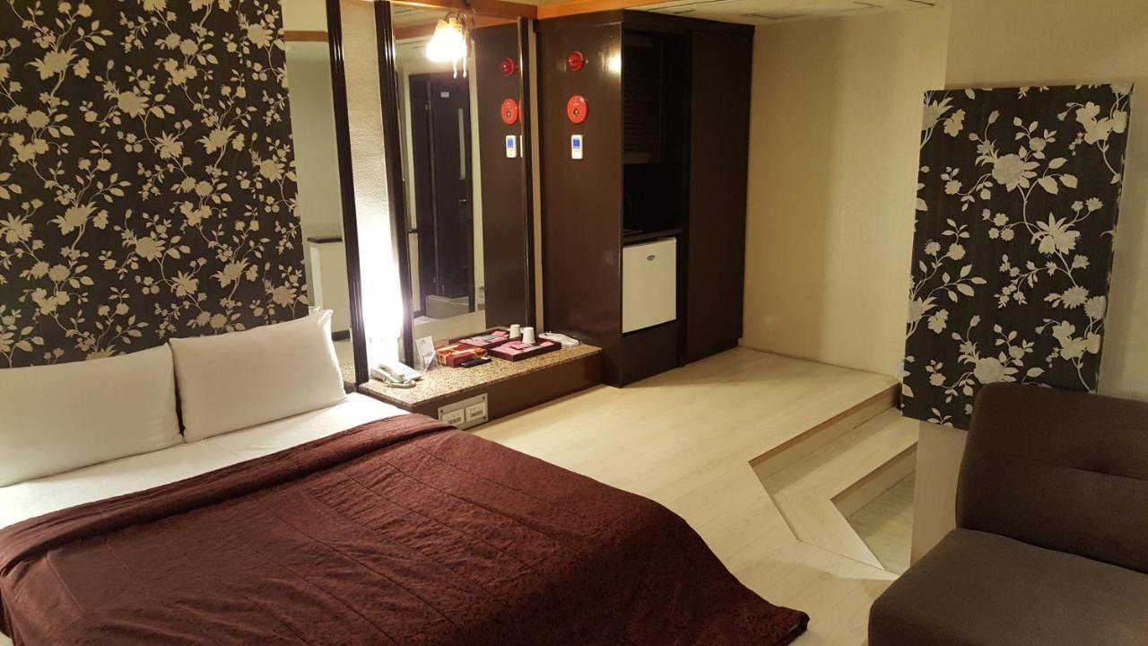 Windmill Fashion Hotel Καοσιούνγκ Εξωτερικό φωτογραφία